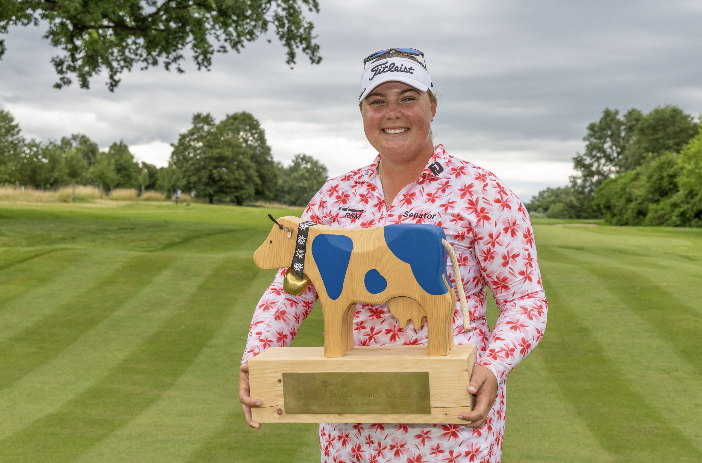 HEWSON CLINCHES DRAMATIC PLAYOFF WIN AT VP BANK SWISS LADIES OPEN